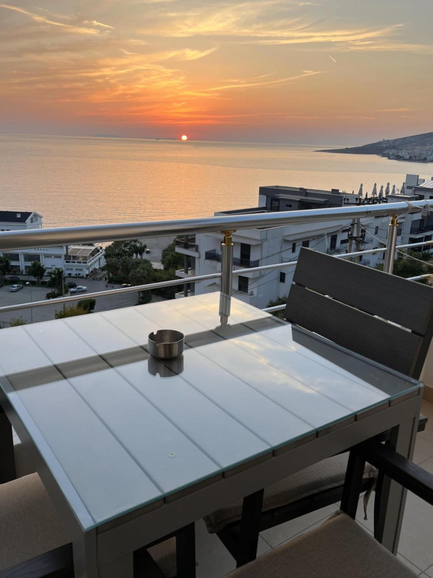 Bluemoon Suites Саранда Екстер'єр фото