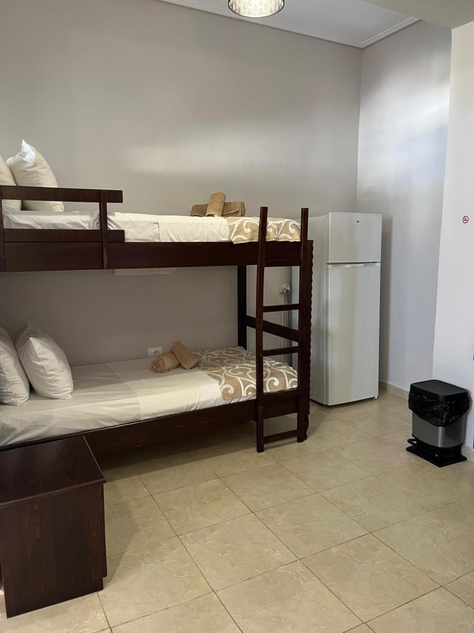 Bluemoon Suites Саранда Екстер'єр фото