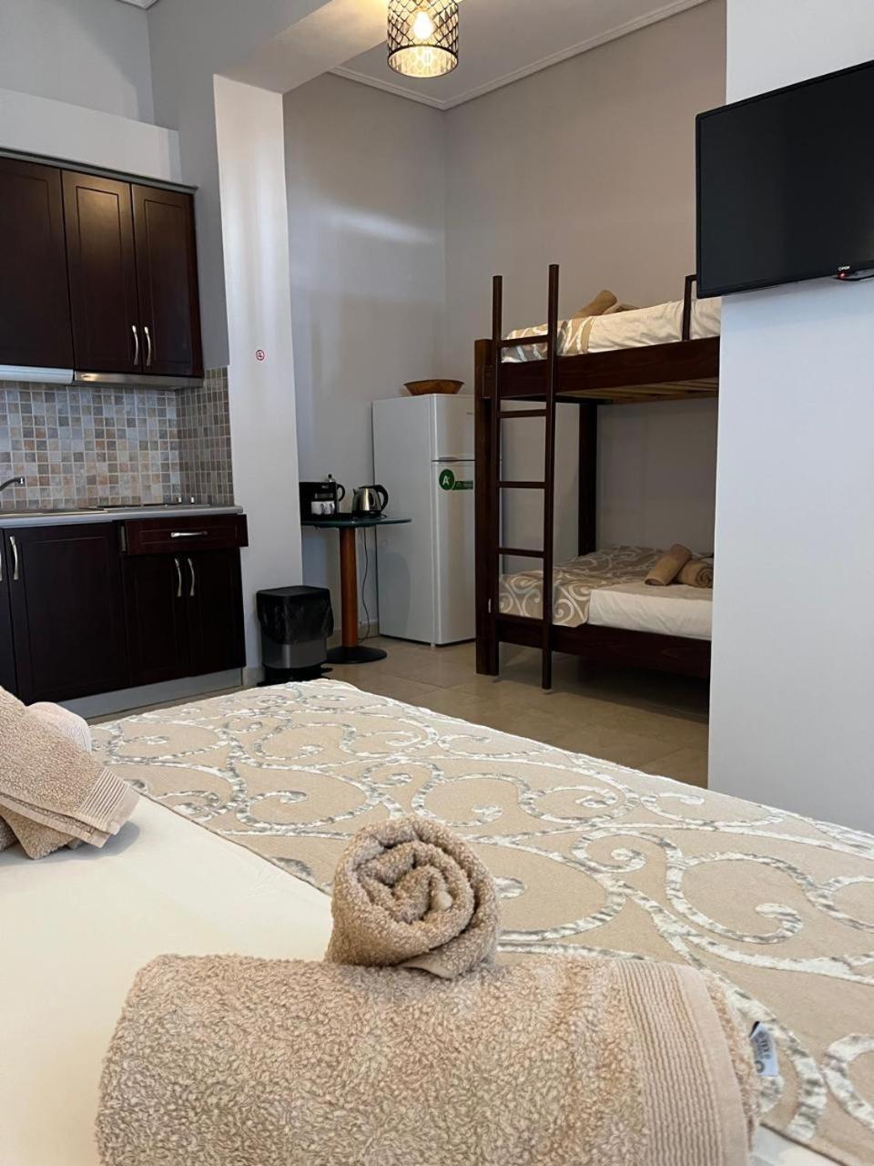 Bluemoon Suites Саранда Екстер'єр фото