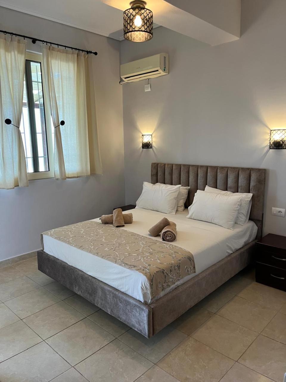 Bluemoon Suites Саранда Екстер'єр фото